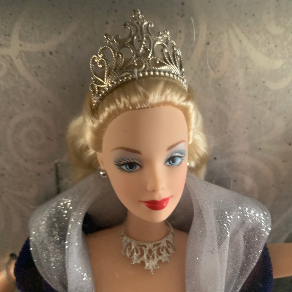 VTG Millennium Princess Barbie NIB, never opened
